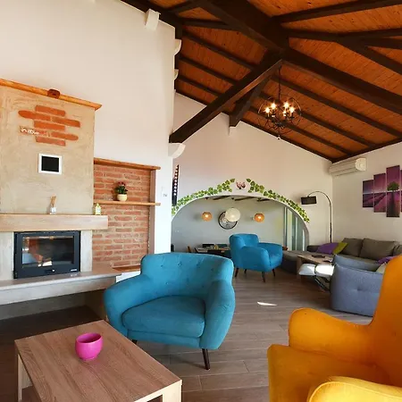 Villa Karaber *